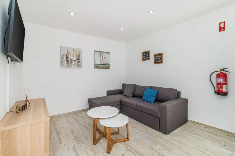 Apartamento T1 renovado na Urbanização da Bemposta em Portimão. Ótimo para rentabilizar. - foto 14