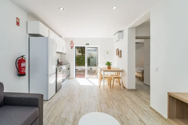 Apartamento T1 renovado na Urbanização da Bemposta em Portimão. Ótimo para rentabilizar. - foto 12