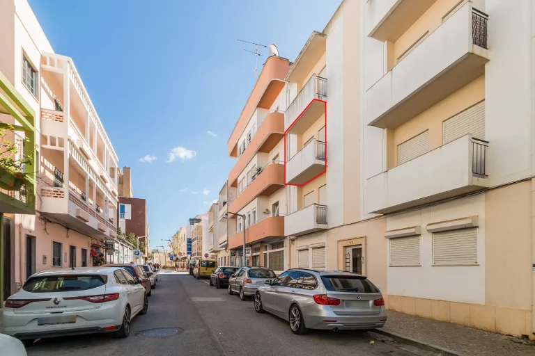 Apartamento T3 a 200 metros da praia de Armação de Pêra e a 50 metros do mercado - foto 15