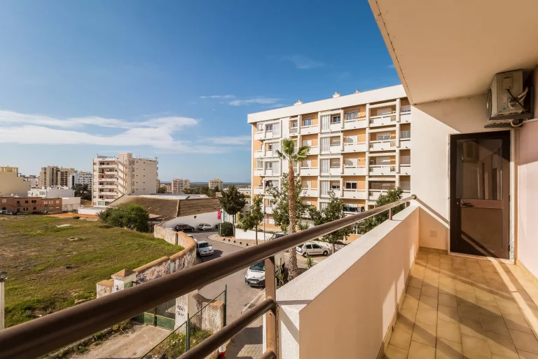 Apartamento T3 em Faro com excelentes áreas com a Ria Formosa no horizonte - foto 11
