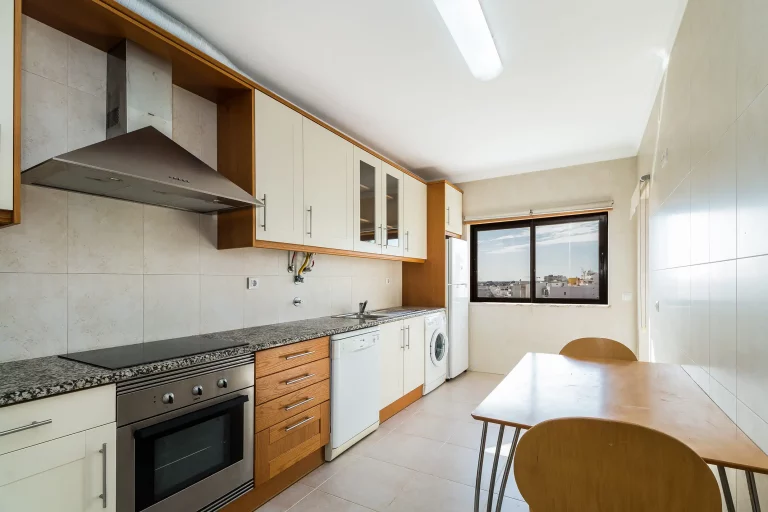 Apartamento T3 em Faro com excelentes áreas com a Ria Formosa no horizonte - foto 18