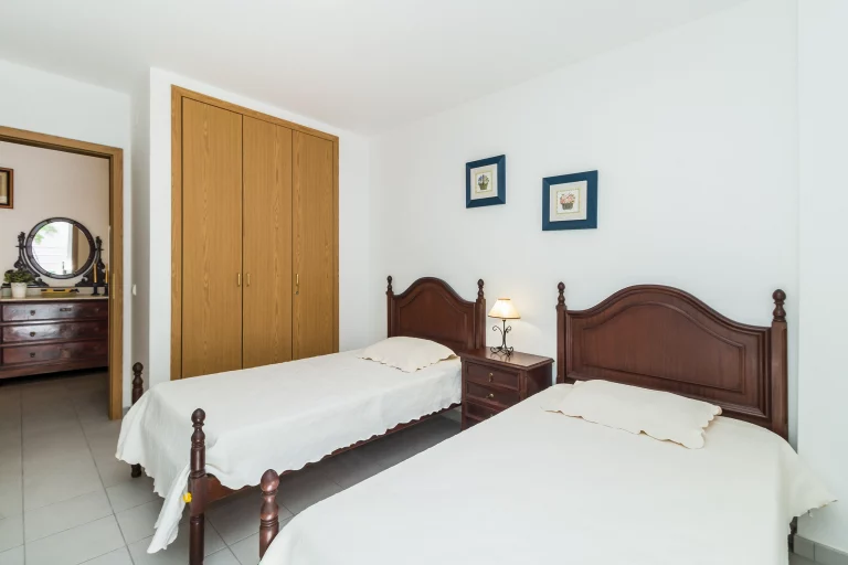 Apartamento T2 na Encosta da Marina em Portimão. A 700 mts da Praia da Rocha! - foto 11