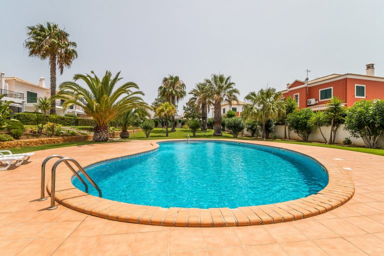 Moradia T3 em condomínio com piscina no Algarve - foto 2