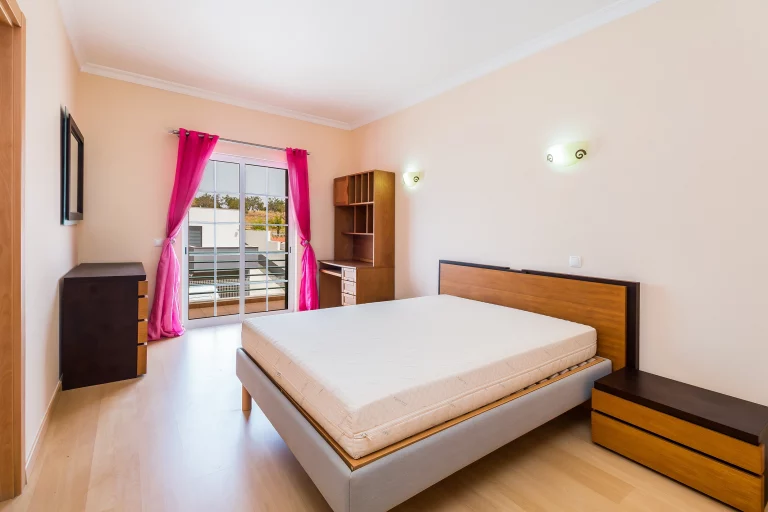 Moradia T3 em condomínio com piscina no Algarve - foto 12