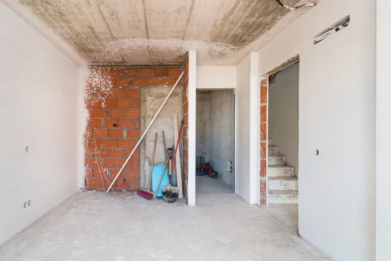 Moradia T3 em Pêra, lote com 700 m2. Em construção. - foto 12
