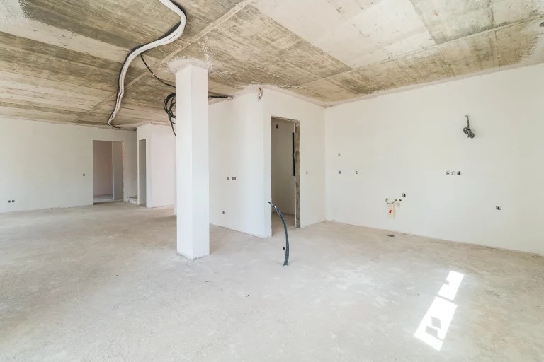 Moradia T3 em Pêra, lote com 700 m2. Em construção. - foto 6