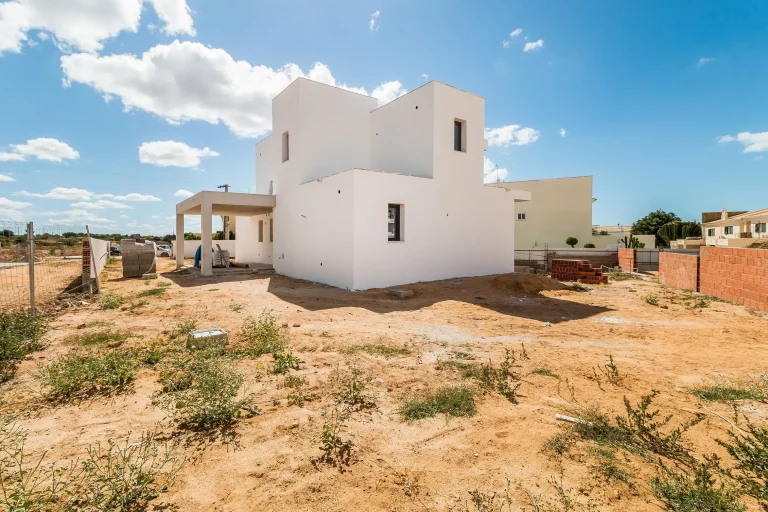 Moradia T3 em Pêra, lote com 700 m2. Em construção. - foto 16