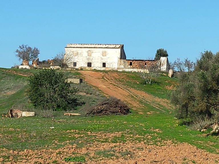 Terreno com ruína em Paderne, Albufeira - foto 3