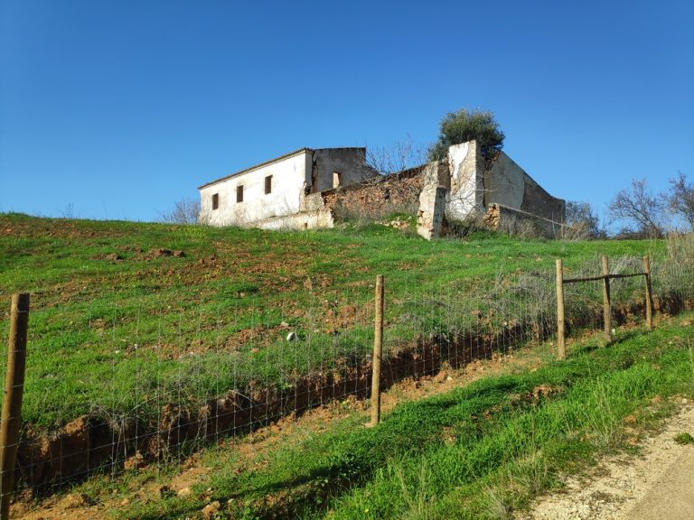 Terreno com ruína em Paderne, Albufeira - foto 8