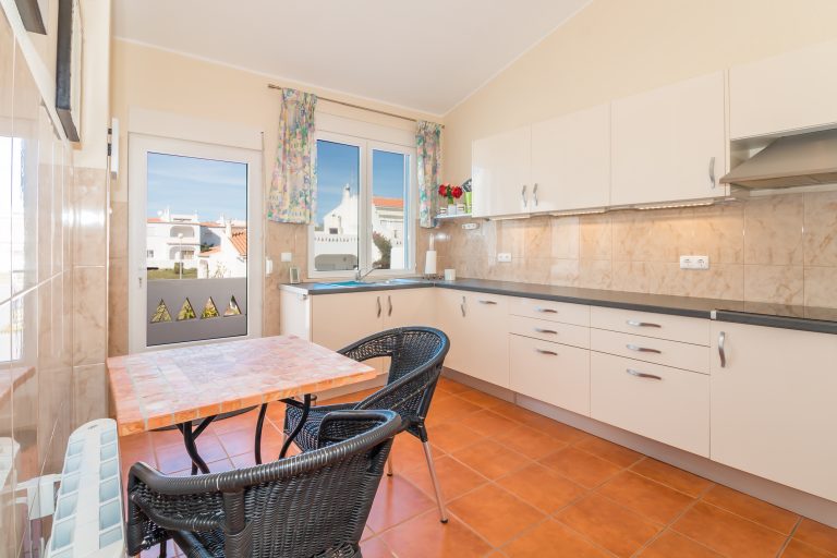 Moradia T3 – Vila Senhora da Rocha, Alporchinhos - foto 3