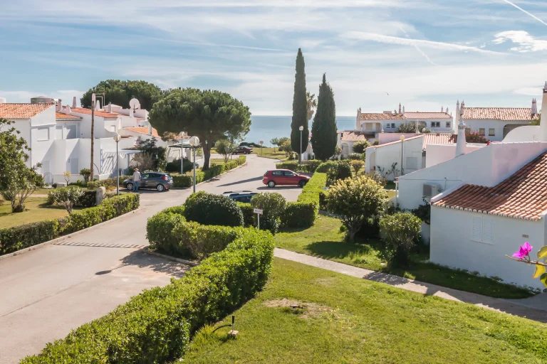 Moradia T3 – Vila Senhora da Rocha, Alporchinhos - foto 2