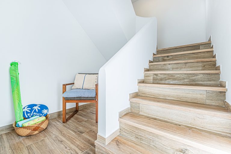 Apartamento T2+1 na Vila Senhora da Rocha, Porches - foto 2