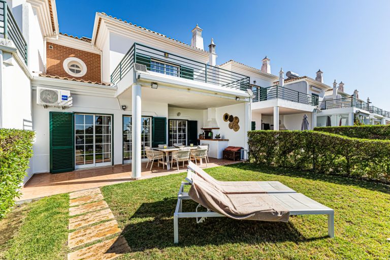 Moradia com 3 quartos com piscina – Alcantarilha - foto 4