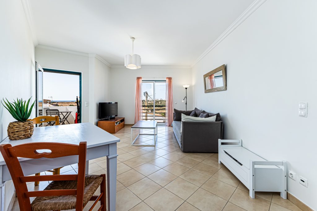Apartamento T1 com vista-mar em Pêra